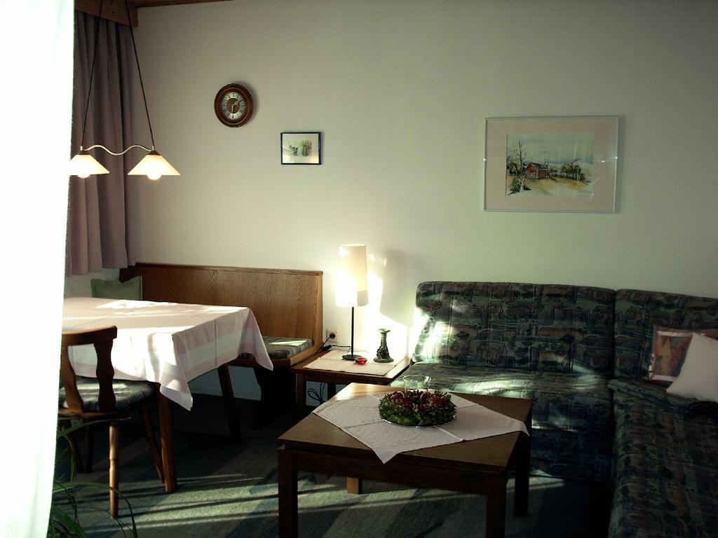 Haus Roedlach-Arendt Лойташ Экстерьер фото